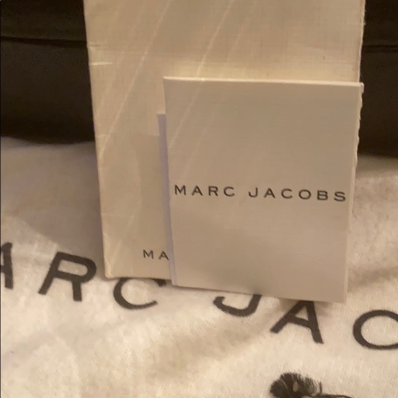 Marc Jacobs Handbag - Picture 3 of 15